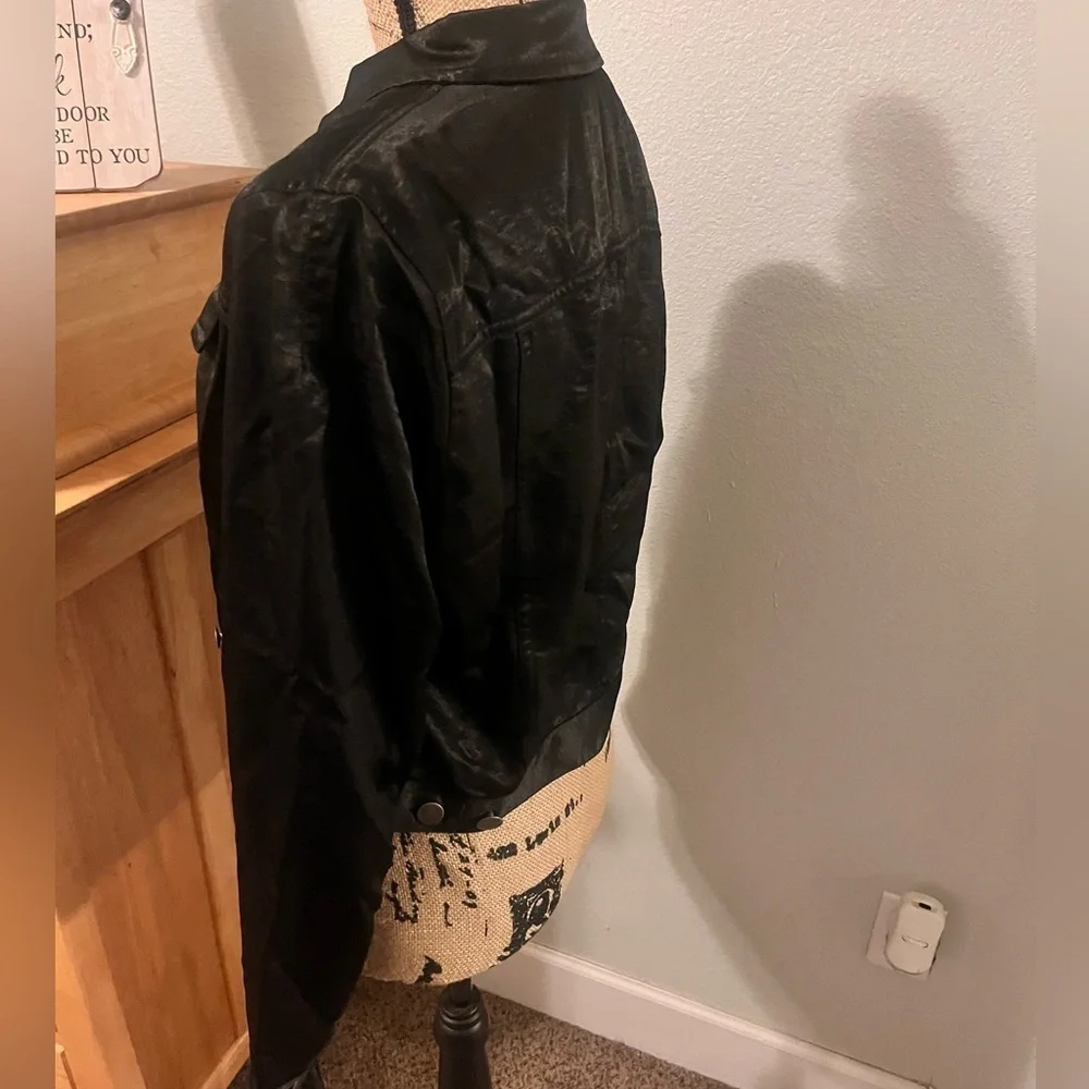 Urban outfitters satin jacket - Picture 6 of 12